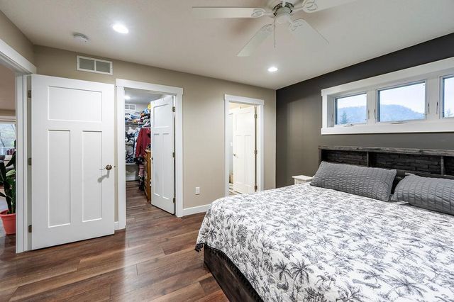 169 Cobblestone Lane, Winona, MN 55987