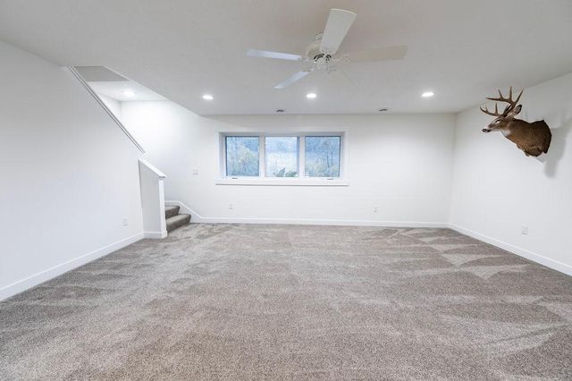 169 Cobblestone Lane, Winona, MN 55987