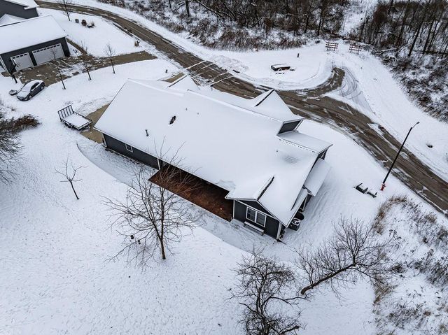 169 Cobblestone Lane, Winona, MN 55987