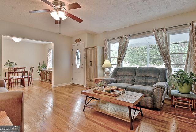 70 Moore Road, Newnan, GA 30263
