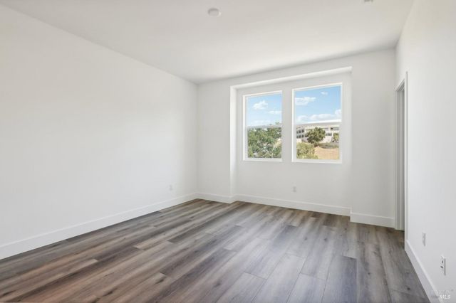437 Semillion Ln, Santa Rosa, CA 95403