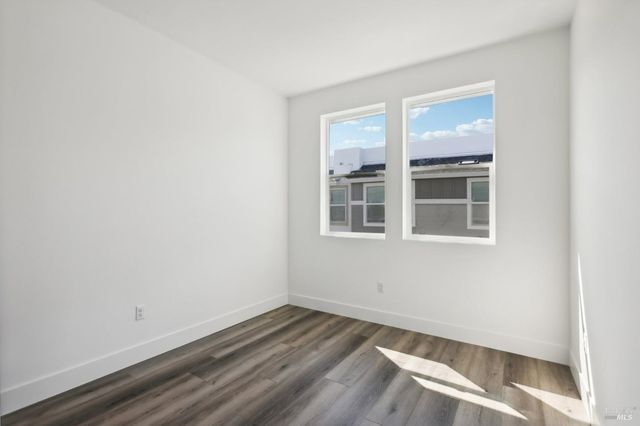 437 Semillion Ln, Santa Rosa, CA 95403