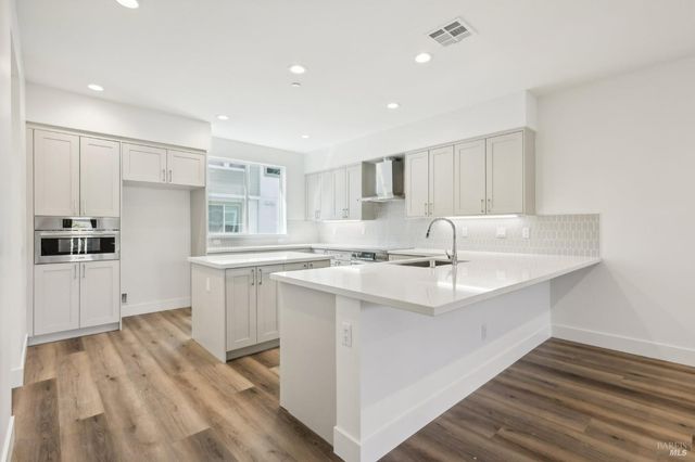 437 Semillion Ln, Santa Rosa, CA 95403