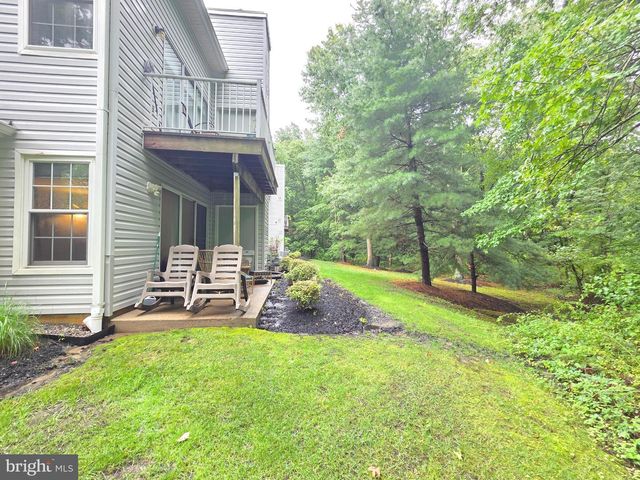 1305 SQUIRREL RD, Marlton, NJ 08053