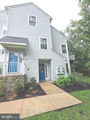 1305 SQUIRREL RD, Marlton, NJ 08053