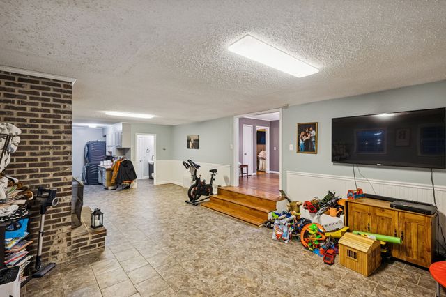 1266 Bridge Rd, Auburntown, TN 37016