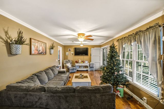 1266 Bridge Rd, Auburntown, TN 37016