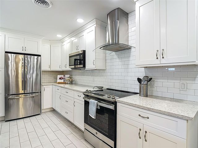 11431 DOLLAR LAKE DRIVE 1, Port Richey, FL 34668