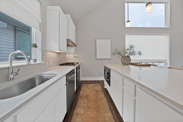 1022 Barsotti Court, Dallas, TX 75212