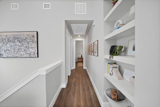 1022 Barsotti Court, Dallas, TX 75212