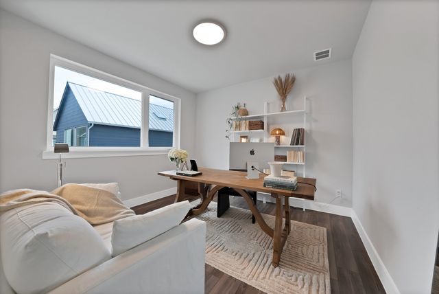 1022 Barsotti Court, Dallas, TX 75212