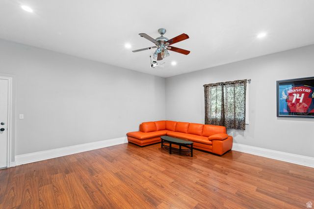 1522 E AMBLEWOOD LN, Millcreek, UT 84124