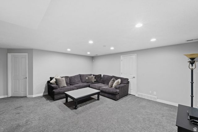 1522 E AMBLEWOOD LN, Millcreek, UT 84124