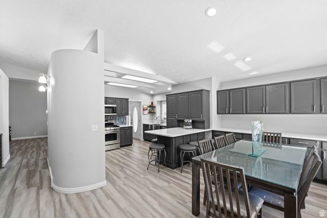 1522 E AMBLEWOOD LN, Millcreek, UT 84124