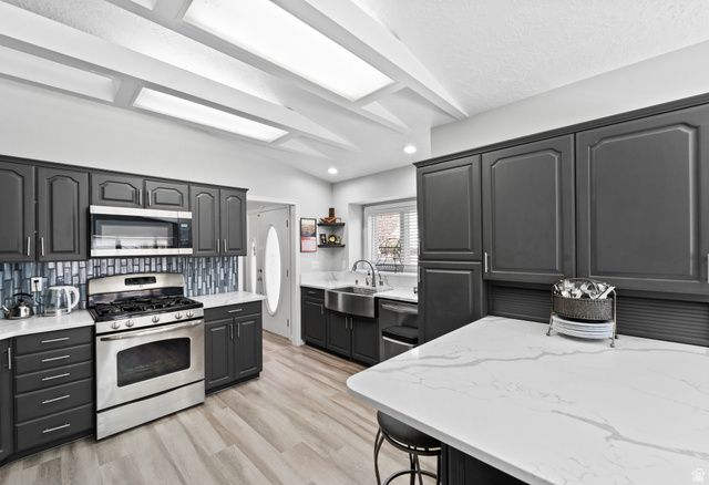 1522 E AMBLEWOOD LN, Millcreek, UT 84124