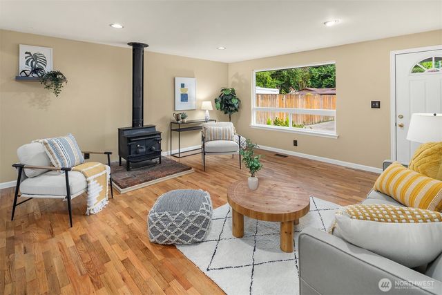 570 SE Andrews Street, Issaquah, WA 98027