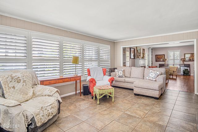 102 Palmora Boulevard, Leesburg, FL 34748
