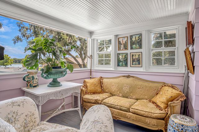 102 Palmora Boulevard, Leesburg, FL 34748