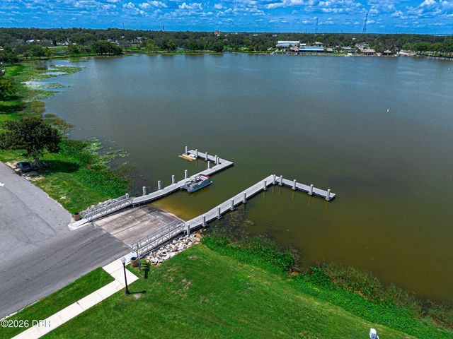 102 Palmora Boulevard, Leesburg, FL 34748