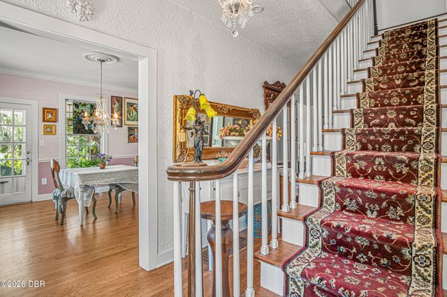 102 Palmora Boulevard, Leesburg, FL 34748