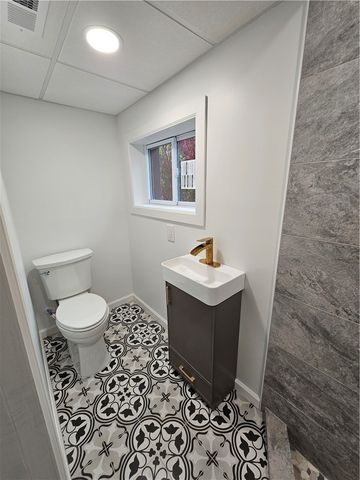 104 Marylea Ave, Brentwood, PA 15227