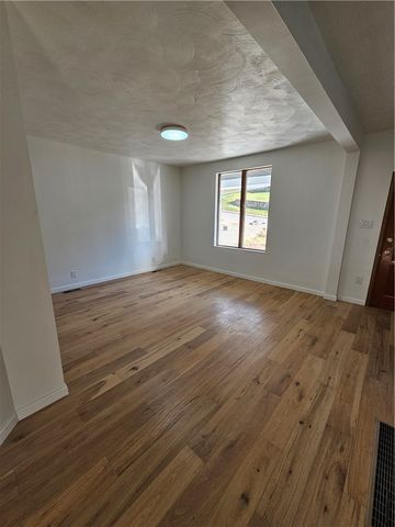 104 Marylea Ave, Brentwood, PA 15227
