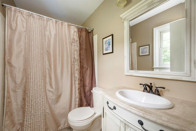2 Scott Lane, Lagrangeville, NY 12540