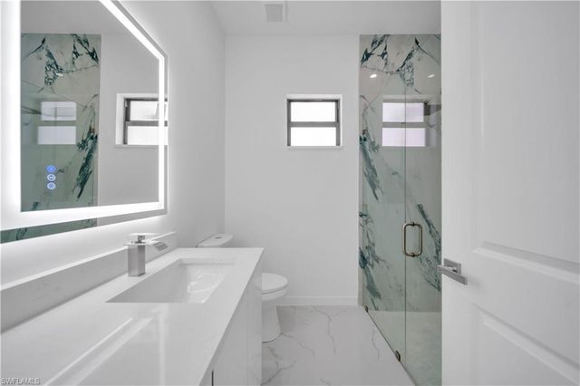 2318 30th TER, Cape Coral, FL 33993