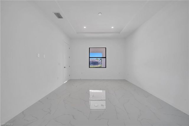 2318 30th TER, Cape Coral, FL 33993