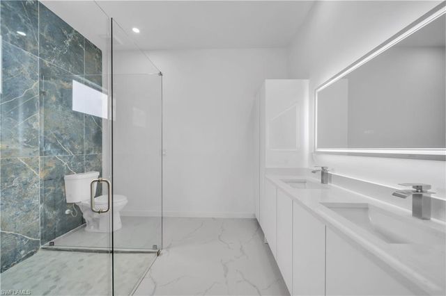 2318 30th TER, Cape Coral, FL 33993