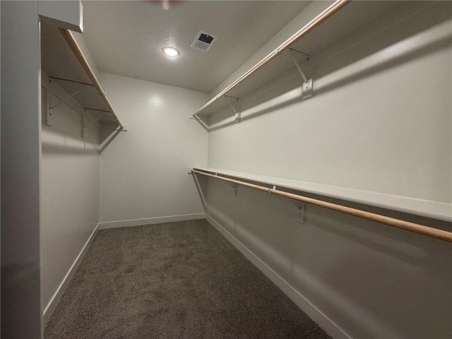 1504 SW Arborpark Terrace, Lee's Summit, MO 64082