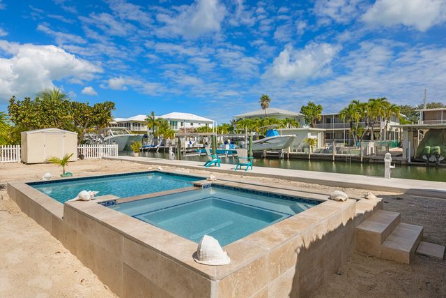 S 240 Coconut Palm Boulevard, Plantation Key, FL 33070