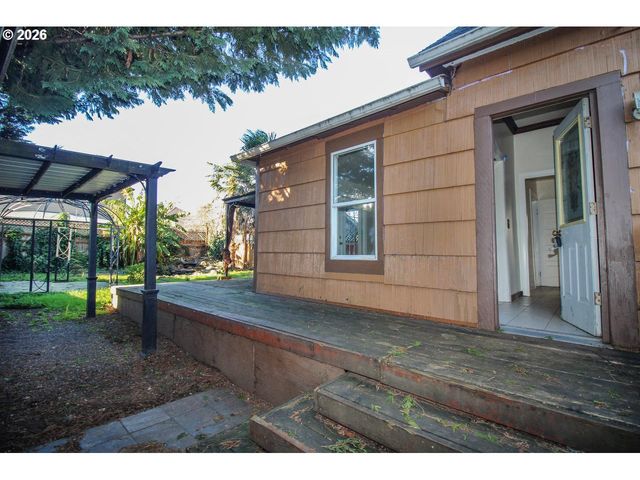 6113 Se 89TH Ave, Portland, OR 97266