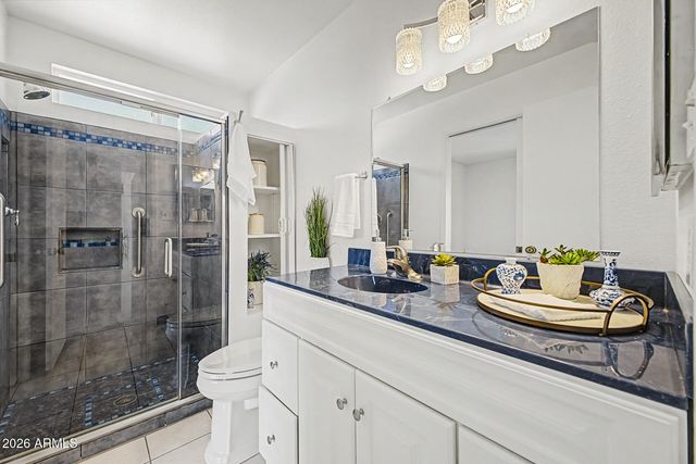 12011 S TOMI Drive, Phoenix, AZ 85044