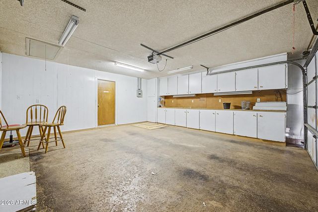 12011 S TOMI Drive, Phoenix, AZ 85044