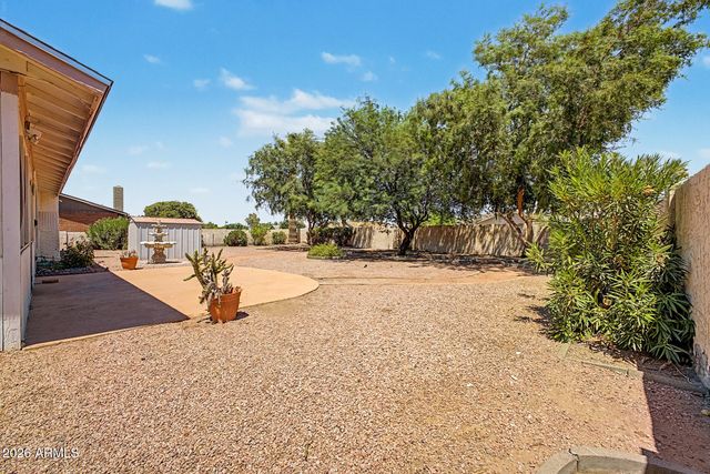 12011 S TOMI Drive, Phoenix, AZ 85044