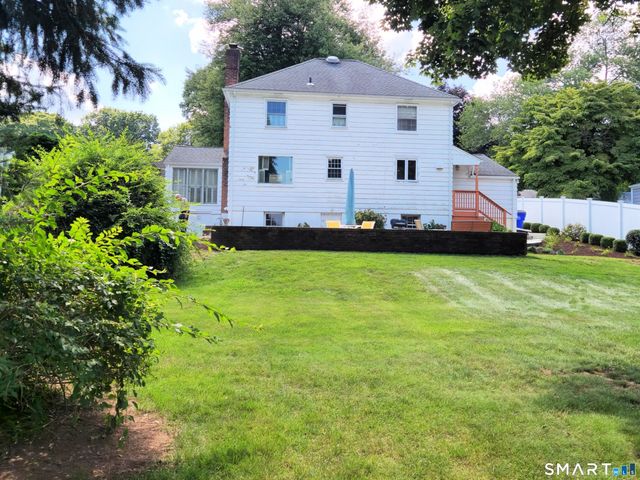68 Farmingdale Road, Wethersfield, CT 06109