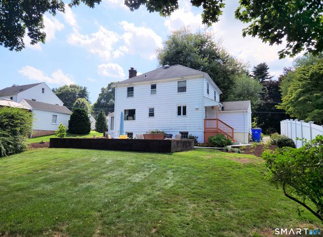 68 Farmingdale Road, Wethersfield, CT 06109