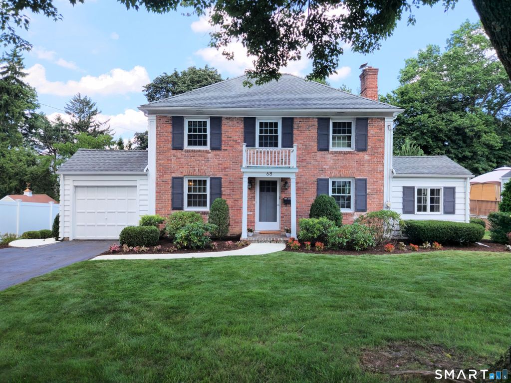 68 Farmingdale Road, Wethersfield, CT 06109