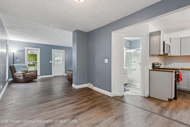 427 E Ash Street, Mason, MI 48854