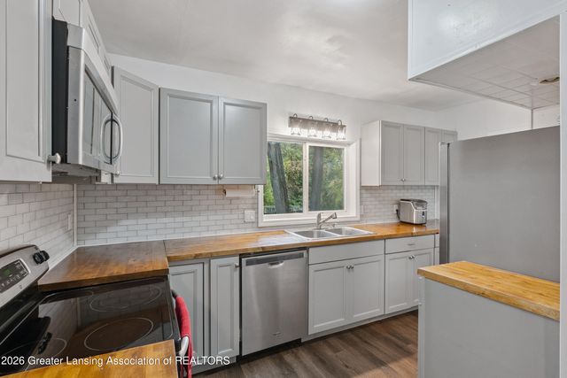 427 E Ash Street, Mason, MI 48854