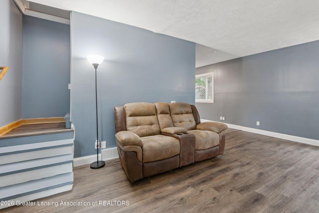 427 E Ash Street, Mason, MI 48854