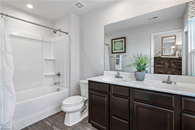214 Myrtle LN, South Mills, NC 27976