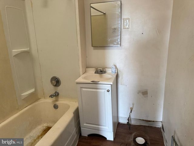 531 N 63RD ST, Philadelphia, PA 19151