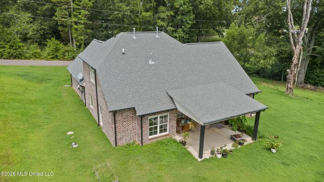 7313 Vaiden Road, Hernando, MS 38632