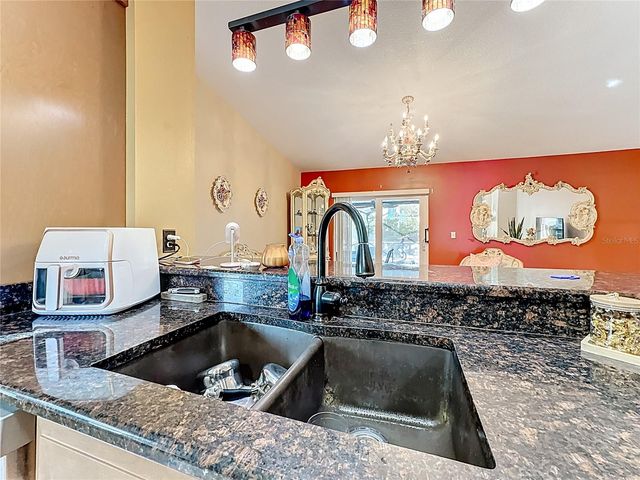 315 INDIAN POINT CIRCLE, Kissimmee, FL 34746