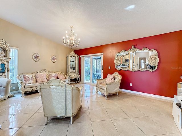 315 INDIAN POINT CIRCLE, Kissimmee, FL 34746