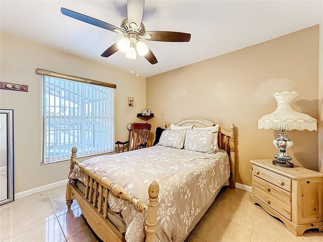 315 INDIAN POINT CIRCLE, Kissimmee, FL 34746