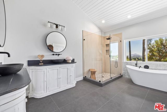 603 Lone Oak Drive, Thousand Oaks, CA 91362