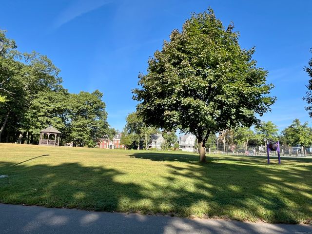 45 Sunnyledge Street, New Britain, CT 06052